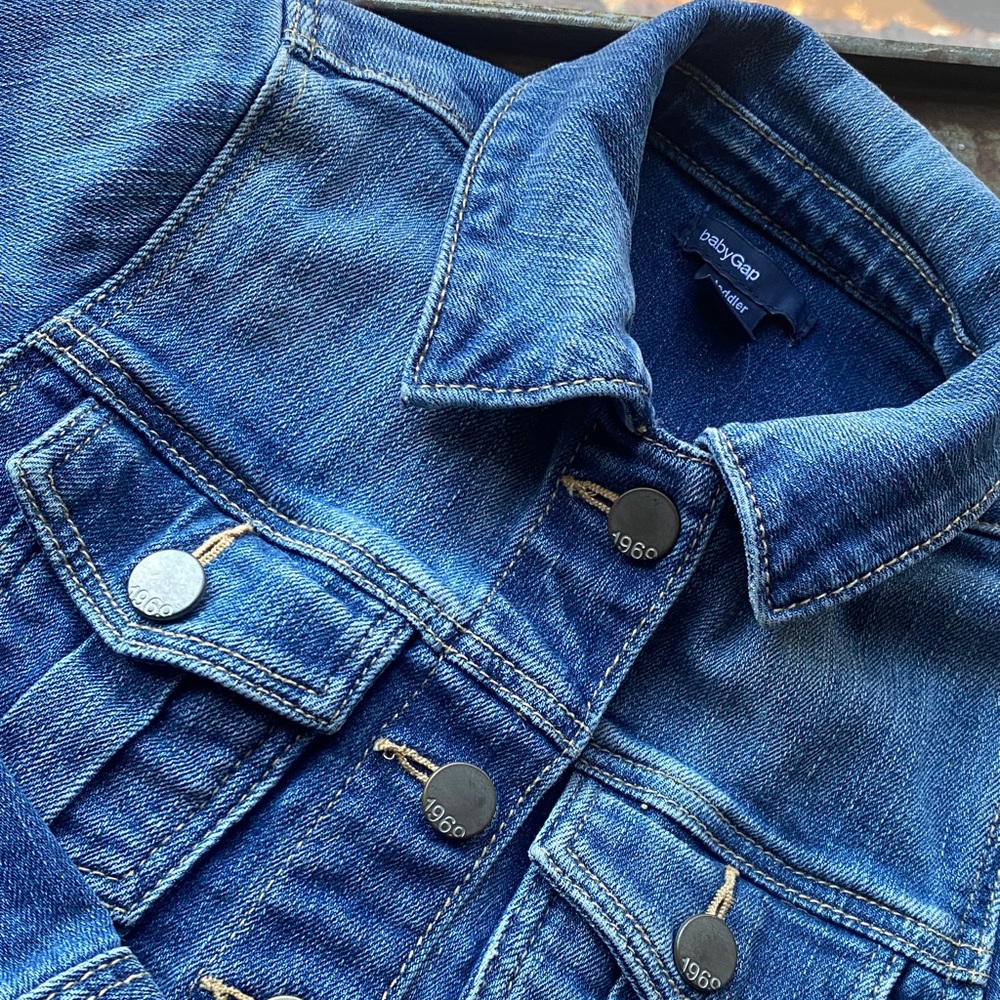babyGap Blue Indigo Denim Snap Button Jacket. Toddler 5 Years